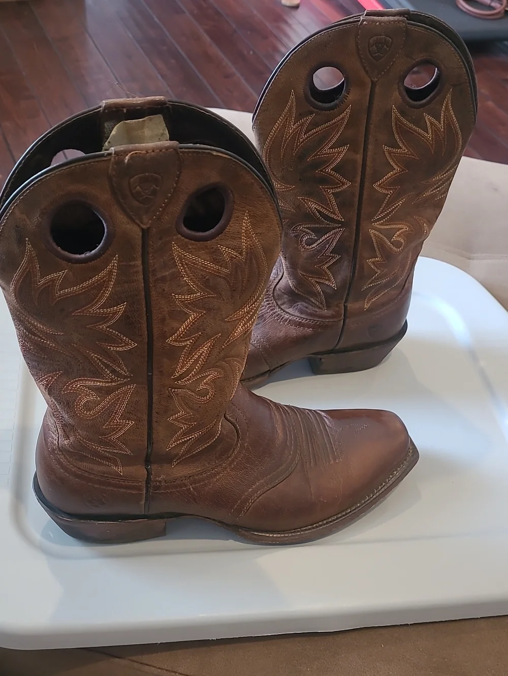 Ariat classic brown